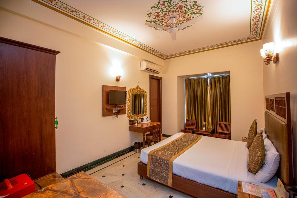 Nahargarh Haveli-Near Train Station Metro Hotel Jaipur Exterior photo